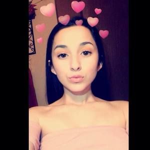 Meet your Posher, Daniela